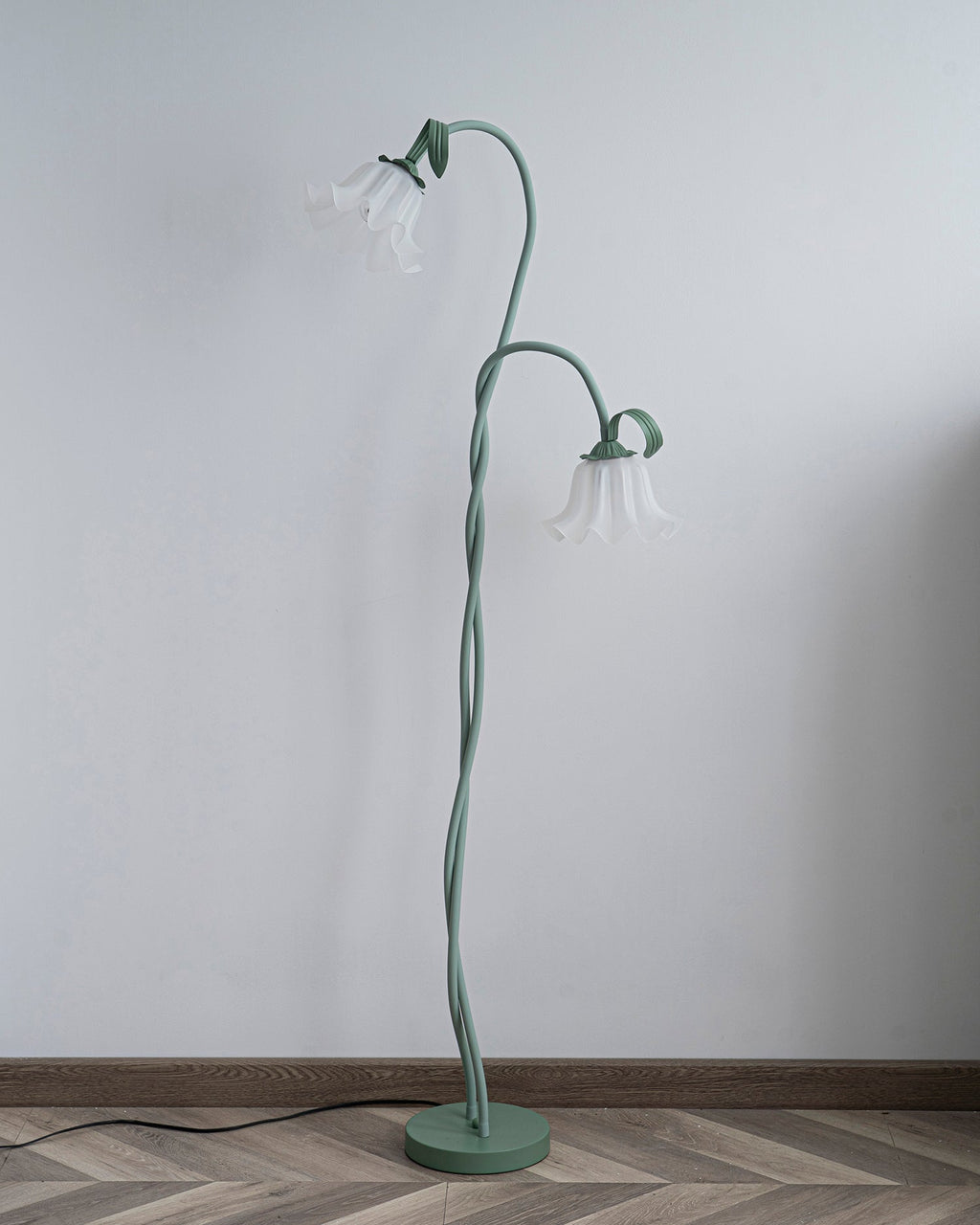 Calla Lily Floral Floor Lamp with Acrylic Petal Shades | Foot-Switch Light