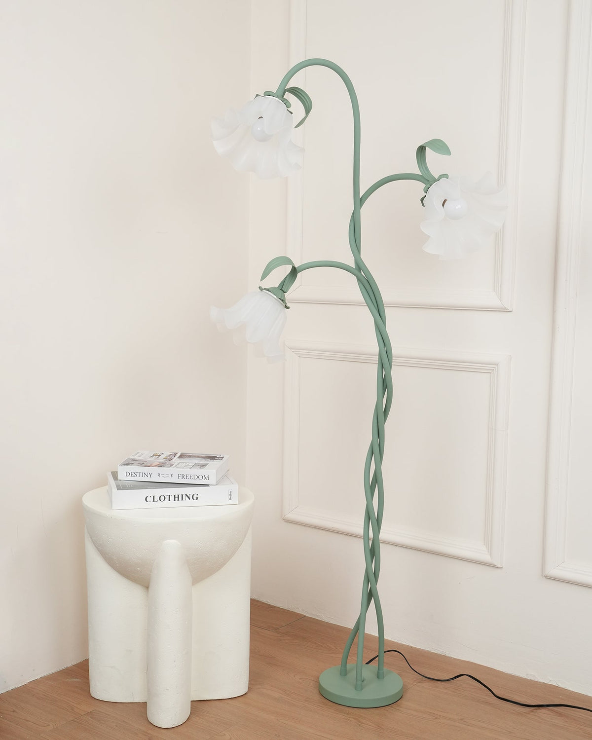 Calla Lily Floral Floor Lamp with Acrylic Petal Shades | Foot-Switch Light