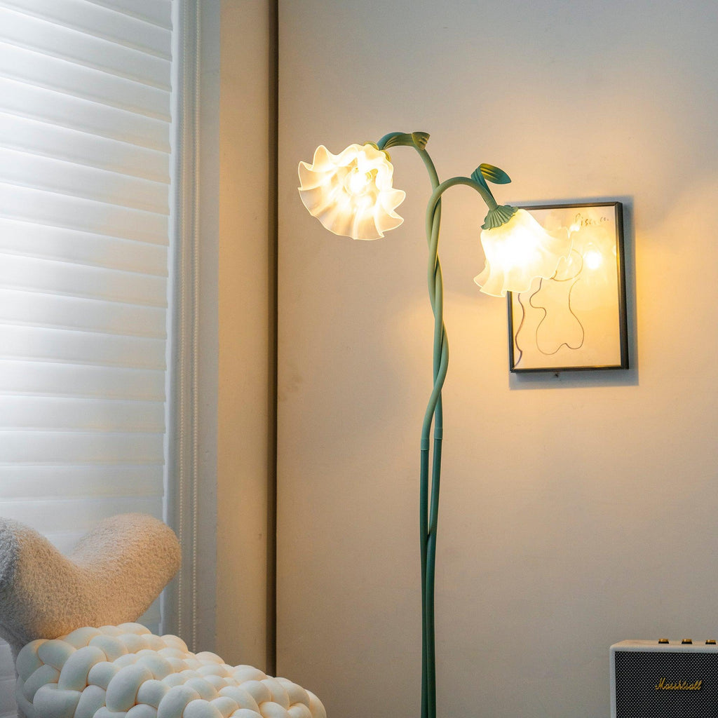Calla Lily Floral Floor Lamp with Acrylic Petal Shades | Foot-Switch Light