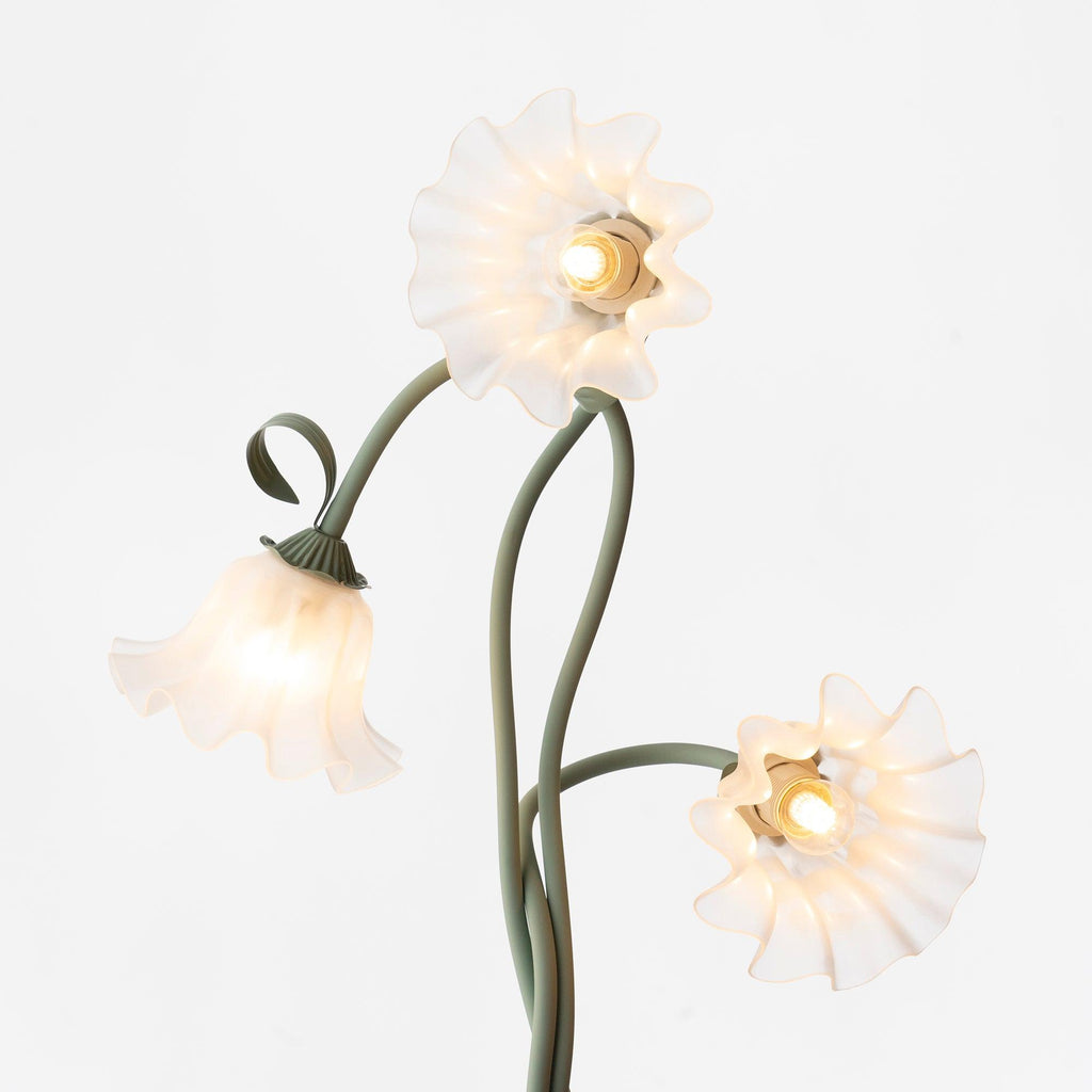 Calla Lily Floral Floor Lamp with Acrylic Petal Shades | Foot-Switch Light