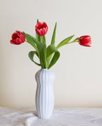 MAJA RIBBED PORCELAIN IKEBANA VASE